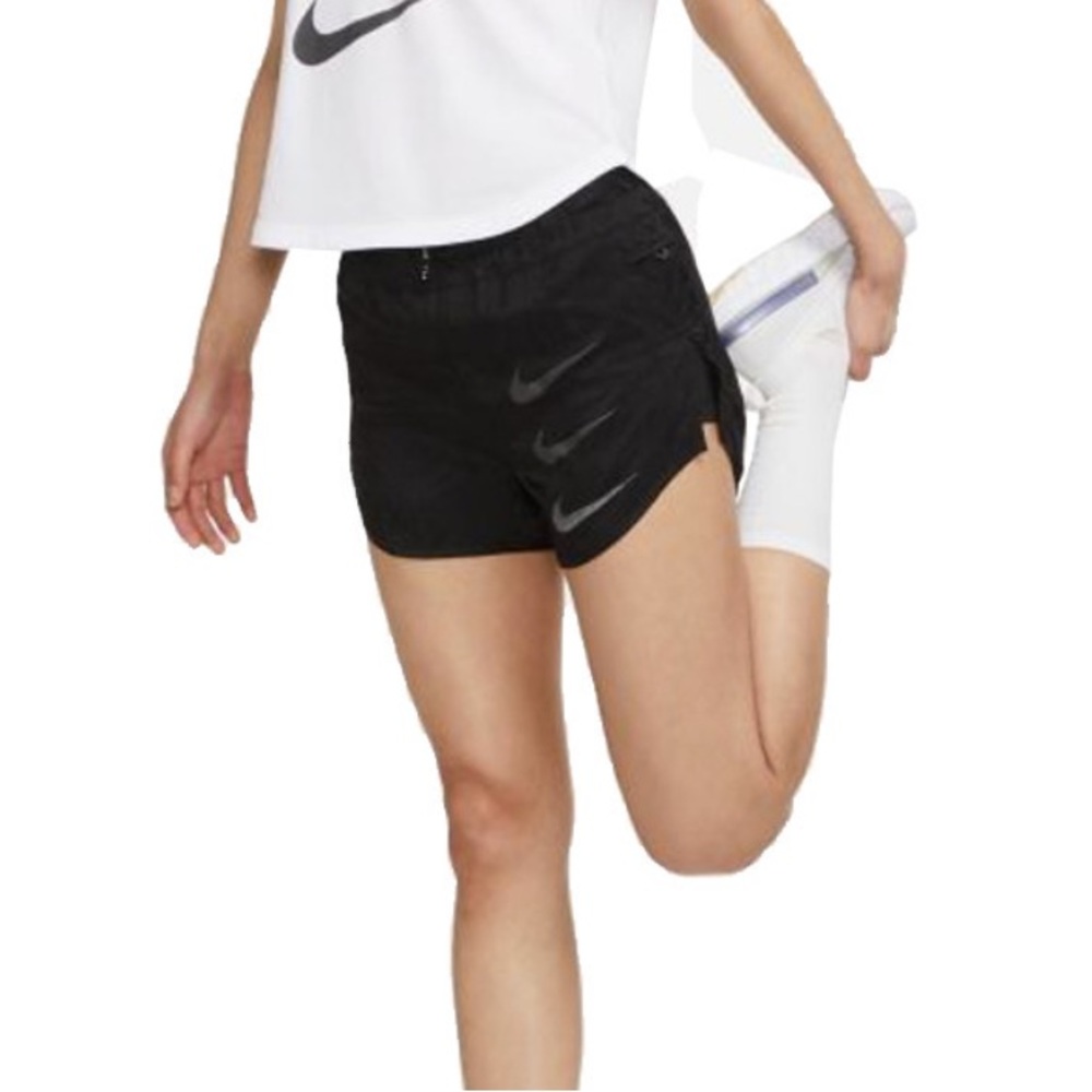 Nike | Tempo Luxe Run Division 2-in-1 Running Shorts